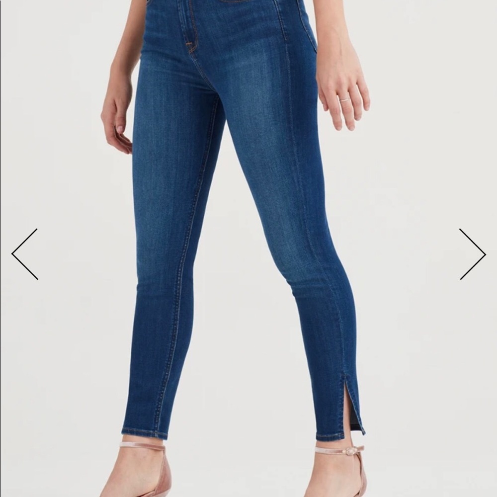 (B)Air 7 for all Mankind jeans